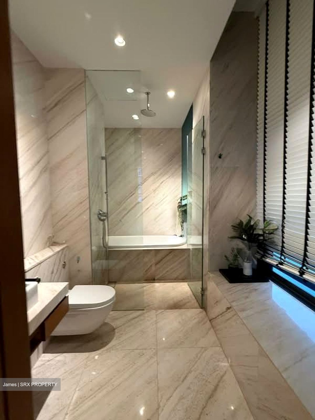 Nouvel 18 (D10), Condominium #567742091